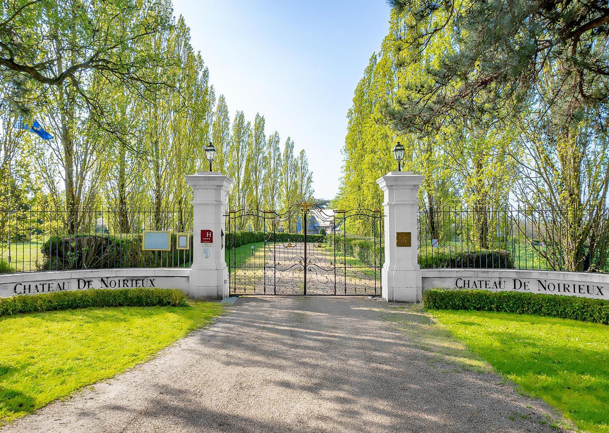 Chateau De Noirieux Briollay Dış mekan fotoğraf